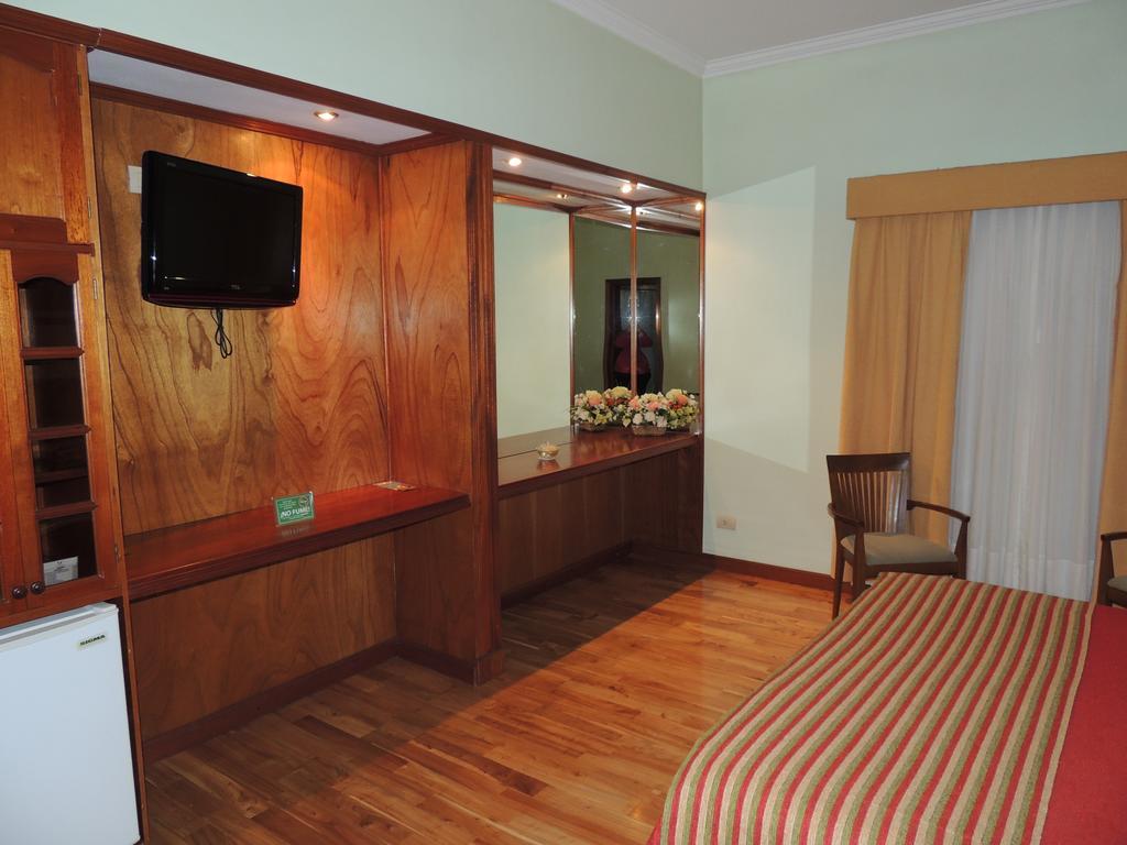 Hotel Cuprum サンタローサ 部屋 写真